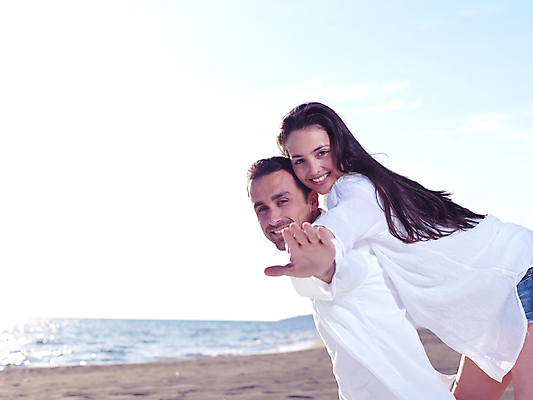 포토 JPG 해외이미지 주간 부부 커플 여자 남자 하늘 함께함 상반신 성인 해변 야외 두명 옆모습 여름휴가 바캉스 신혼여행 손뻗기 성인만 해외포토 자연요소 바다 뷰포인트 결혼 컨셉 관계 모션 휴가 사람 파일형식 여름_계절 이미지허브