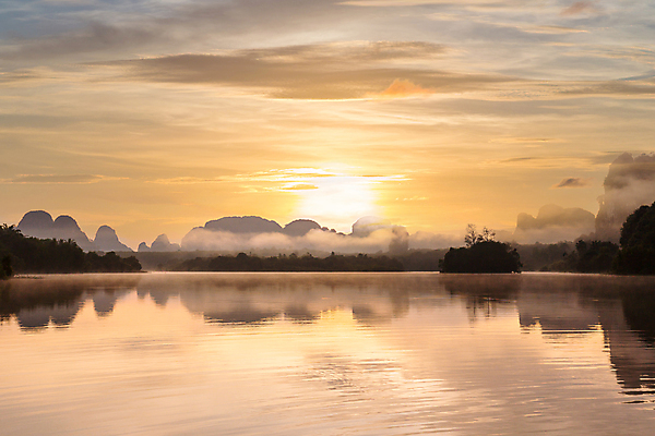 포토 JPG 해외이미지 호수 태국 자연 하늘 사람없음 야외 반사 일몰 야간 해외포토 자연요소 아시아 노을 생태계 파일형식 이미지허브