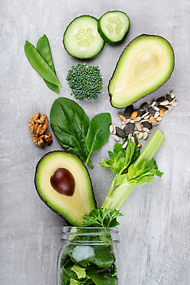 포토 JPG 해외이미지 라이프스타일 음료 음식 백그라운드 잎 다이어트 채소 재료 유리 오이 파슬리 건강 키위 사람없음 초록색 에너지 신선 사과 상추 먹기 유기농 날것 시금치 비타민 아보카도 스무디 채식주의자 케일 디톡스 비건 맛있는 해외포토 식물 웰빙 컬러 과일 모션 재질 생활 채식 영양소 파일형식 이미지허브