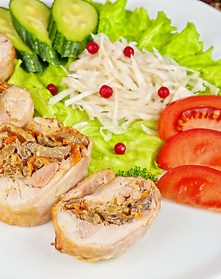 포토 JPG 해외이미지 토마토 실내 근접촬영 사람없음 닭고기 샐러드 닭고기요리 해외포토 음식 뷰포인트 채소 육류 내부 파일형식 이미지허브