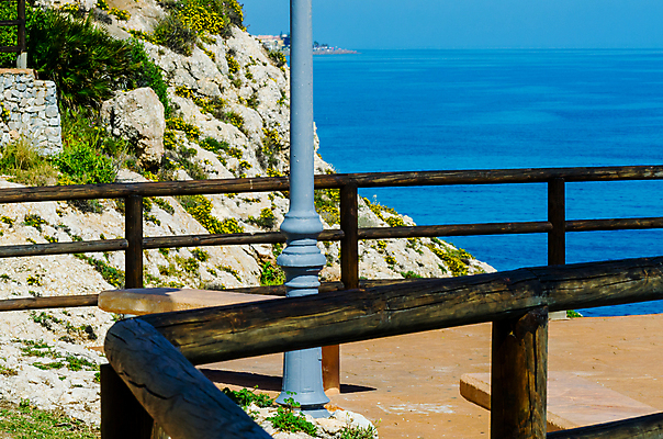 포토 JPG 해외이미지 유럽 길 바다 여행 패턴 자국 자연 하늘 휴가 휴식 산 풍경 사람없음 야외 목재 여름 침묵 산책 산책로 하이킹 바위 스페인 오솔길 지중해 방향 장면 로스앤젤레스 방법 안달루시아 철책 해외포토 나무 계절 나라 컨셉 무늬 재료 레저 미국 소리 돌_바위 생태계 파일형식 이미지허브
