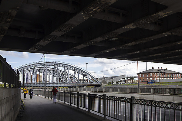 포토 JPG 해외이미지 문화 여행 건축양식 하늘 파노라마 풍경 사람없음 건물 물 여름 울타리 강 뷰티 반사 금속 고요 도시 역사 보행로 저녁 러시아 운하 천국 쉬운 옛날 해외포토 자연요소 건축물 계절 건축 유럽 길 재질 촬영기법 담장 야간 파일형식 이미지허브