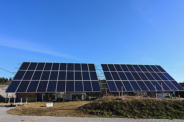 포토 JPG 해외이미지 식물 산업 과학 백그라운드 컨셉 밭 자연 하늘 지붕 미래 세포 풍경 사람없음 야외 초록색 파란색 빛 글로벌 햇빛 태양 환경 맑음 힘 재활용 장비 발전기 에너지 광선 판넬 에코 생태계 태양에너지 시스템 세대 내추럴 혁명 생태학 공급 해외포토 자연요소 교육 컬러 농업 날씨 발전소 그린에너지 친환경 파일형식 이미지허브
