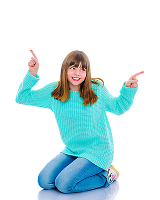 포토 JPG 해외이미지 백인 학생 라이프스타일 손 응시 여자 교육 행복 얼굴 어린이 백그라운드 학교 성공 한명 서기 미소 사람 손짓 성인 10대 기쁨 엄지손가락 흰색 표현 잡기 심볼 사인 고립 해외포토 서양인 1 시선 감정 컬러 컨셉 손가락 모션 청소년 표정 생활 신체부위 파일형식 이미지허브