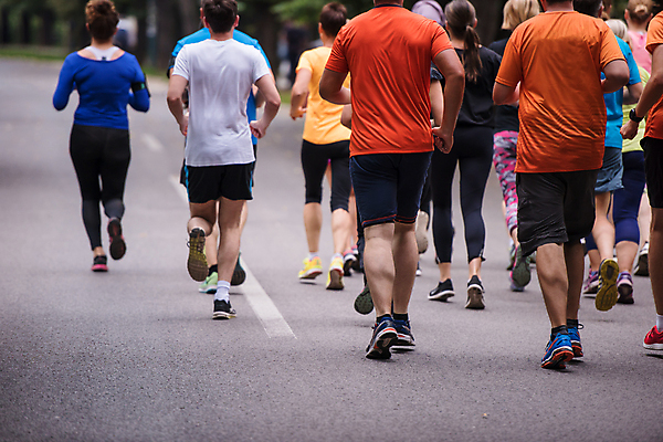 포토 JPG 해외이미지 주간 전신 여자 남자 도로 여러명 성인 야외 뒷모습 달리기 마라톤 마라톤선수 성인만 해외포토 자연요소 길 뷰포인트 다수 교통시설 모션 사람 경기 육상스포츠 육상선수 파일형식 이미지허브