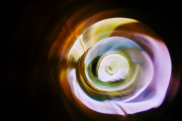 포토 JPG 해외이미지 디자인 물결 음악 파도 백그라운드 모션 벽지 추상 기술 사람없음 파란색 빛 태양 디지털 보라색 화목 힘 소리 에너지 덮개 달 원형 액체 황금 볼륨 초승달 신비 제비꽃 가득함 라디오 오디오 방송 마법 토성 리듬 뮤지컬 베이스 블러 엘리먼트 최면 환상 효과 해외포토 자연요소 도형 꽃 바다 컬러 컨셉 무늬 현악기 문화예술 전자제품 행성 뚜껑 파일형식 이미지허브