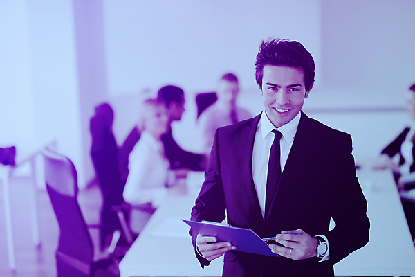 포토 JPG 해외이미지 여자 남자 비즈니스 회의 직장 실내 들기 정장 여러명 상반신 성인 앞모습 옆모습 아웃포커스 비즈니스맨 필터 성인만 해외포토 옷 뷰포인트 다수 회사 모션 촬영기법 사람 내부 직장인 파일형식 이미지허브