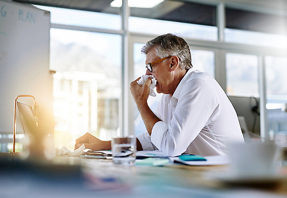 포토 JPG 해외이미지 외국인 직업 남자 직장 실내 한명 성인 아웃포커스 사무실 비즈니스맨 투혼 성인남자한명만 해외포토 1 컨셉 회사 비즈니스 촬영기법 사람 인종 내부 직장인 남자한명만 성인남자만 파일형식 이미지허브