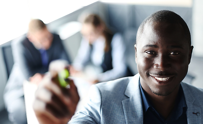 포토 JPG 해외이미지 백인 직업 여자 남자 행복 비즈니스 사업가 성공 그래프 직장 함께함 한명 미소 정장 성인 사무실 판매 비즈니스맨 비즈니스우먼 발표 4 그룹 우아함 결과 대표 토론 동료 만족 보고서 주기 경영자 바쁨 경영 세미나 지능 해외포토 서양인 1 옷 감정 컨셉 회사 관계 모션 표정 사람 숫자 직장인 리더 파일형식 이미지허브