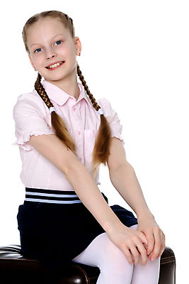 포토 JPG 해외이미지 백인 모델 1 라이프스타일 헤어스타일 응시 드레스 옷 공원 여자 딸 행복 얼굴 어린이 백그라운드 가족 자연 한명 미소 사람 야외 여름 청춘 뷰티 유행 기쁨 흰색 표현 달콤 작음 고립 초보 해외포토 서양인 시선 계절 공공시설 감정 컬러 컨셉 관계 표정 생활 신체부위 맛 크기 생태계 파일형식 이미지허브