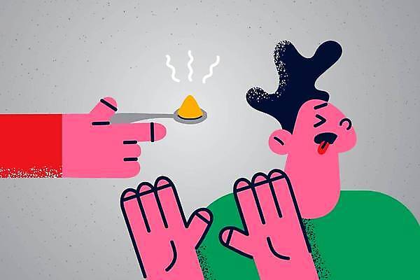 EPS 해외이미지 손 어린이 음식 일러스트 건강 한명 들기 소년 신체부위 숟가락 식사 찡그림 거절 먹기 식욕 소년한명만 해외일러스트 1 남자 컨셉 모션 수저 표정 사람 남자한명만 소년만 파일형식 벡터 이미지허브