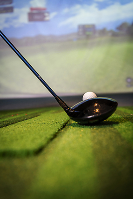 포토 JPG 골프공 실내 근접촬영 취미 사람없음 운동 스크린 골프채 골프연습장 골프연습 스크린골프 스크린골프장 국내포토 뷰포인트 골프 공 골프장 골프용품 건강 내부 연습 파일형식