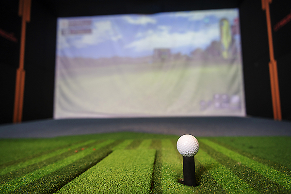 포토 JPG 골프공 실내 근접촬영 취미 사람없음 운동 스크린 골프연습장 골프티 골프연습 스크린골프 스크린골프장 국내포토 뷰포인트 골프 공 골프장 골프용품 건강 내부 연습 파일형식