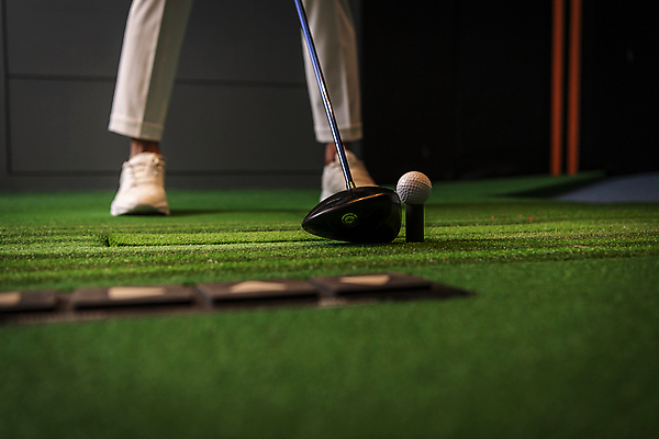 포토 JPG 남자 40대 중년 중년라이프 골프공 실내 한명 취미 앞모습 운동 골프채 한국인 하반신 골프연습장 골프연습 스크린골프 스크린골프장 중년남자한명만 영포티 국내포토 1 라이프스타일 뷰포인트 골프 공 골프장 골프용품 건강 사람 동양인 성인 내부 연습 신조어 남자한명만 중년남자만 파일형식