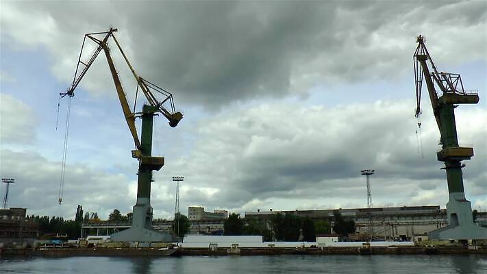 산업 바다 여행 사람없음 물 강 항구 기계 장비 기중기 해군 포트 무거움 폴란드 로딩 발트해 터미널 MP4 해외동영상 클립영상 자연요소 유럽 교통시설 군대 북유럽 중장비 무게 동영상 파일형식