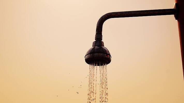 라이프스타일 실루엣 파도 바다 컬러 여행 백그라운드 오렌지 자연 하늘 휴가 휴식 건강 사람 풍경 사람없음 야외 물 여름 파란색 빛 햇빛 태양 노란색 파티 일출 금속 스파 일몰 놀람 젖음 신선 뜨거움 내추럴 샤워실 4K MP4 해외동영상 클립영상 자연요소 계절 감정 컨셉 과일 재질 촬영기법 표정 이벤트 생활 노을 생태계 동영상 샤워시설 파일형식