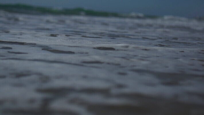 파도 바다 로우앵글 백그라운드 자연 산 사람없음 야외 물 파란색 모래사장 반사 거품 젖음 떨어짐 매끈함 각도 모리셔스 수평선 트래킹숏 MOV 해외동영상 슬로모션 클립영상 자연요소 뷰포인트 컬러 컨셉 촬영기법 감각 생태계 동영상 파일형식