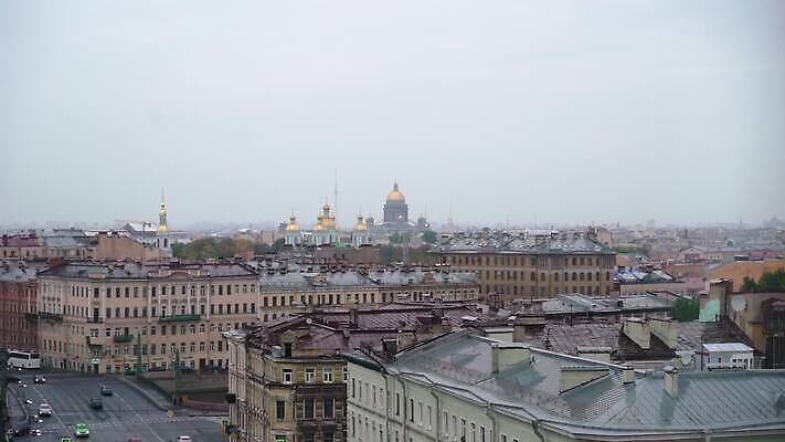 유럽 도로 길 여행 건축양식 호텔 아침 지붕 거리 주택 안테나 파노라마 풍경 사람없음 건물 여름 도시풍경 노란색 성당 궁전 도시 센터 역사 정상 항공 러시아 드론 랜드마크 러시아인 조감도 MOV 해외동영상 클립영상 주간 서양인 건축물 계절 건축 나라 컬러 고건축 통신 종교건축 교통시설 숙소 촬영기법 동영상 파일형식