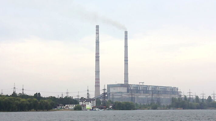 식물 산업 비즈니스 공장 하늘 굴뚝 사람없음 파란색 글로벌 쌓기 환경 탑 금속 힘 줄무늬 에너지 작업 뜨거움 오염 분위기 연기 역 제조 수증기 위험 큼 싱글 광택 연료 가스 낭비 원자력 생태학 석탄 화학물질 탄소 MOV 해외동영상 클립영상 건축물 교육 컬러 컨셉 무늬 공업 교통시설 모션 재질 화학 크기 동영상 파일형식