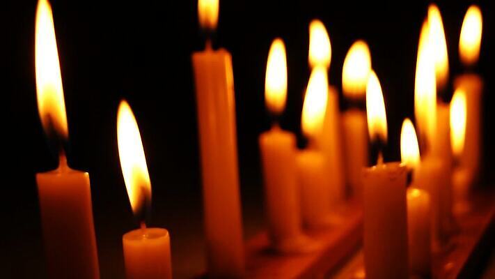 불 사람없음 빛 어둠 희망 뜨거움 야간 위험 실린더 심지 연대 왁스 HD MOV 해외동영상 클립영상 자연요소 감정 컨셉 동영상 파일형식