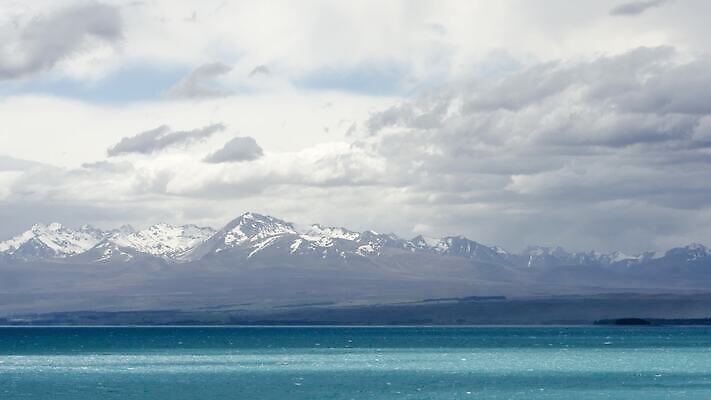 구름 호수 섬 자연 하늘 새로움 산 파노라마 요리 풍경 초원 사람없음 물 여름 파란색 컬러풀 환경 맑음 오세아니아 빙하 산악지대 생태학 웅장함 터키석 4K 타임랩스 MP4 해외동영상 클립영상 자연요소 계절 교육 나라 컬러 컨셉 날씨 촬영기법 보석 생태계 동영상 파일형식