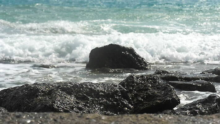 파도 바다 백그라운드 자연 하늘 사람없음 물 파란색 빛 힘 거품 절벽 만 서핑 떨어짐 큼 태평양 암초 폭풍 에콰도르 느림 대서양 내추럴 항공촬영 격파 터키석 MOV 해외동영상 슬로모션 클립영상 자연요소 뷰포인트 컬러 컨셉 모션 날씨 촬영기법 수상스포츠 남아메리카 크기 보석 생태계 동영상 파일형식