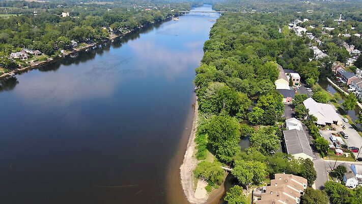 여행 교통시설 자연 하늘 산 안테나 파노라마 국립공원 풍경 사람없음 야외 여름 관광지 강 도시풍경 여행객 미국 도시 역사 타운 항공촬영 드론 저지 조감도 4K MOV 해외동영상 클립영상 계절 공원 뷰포인트 교통 북아메리카 통신 촬영기법 사람 시설 생태계 동영상 파일형식