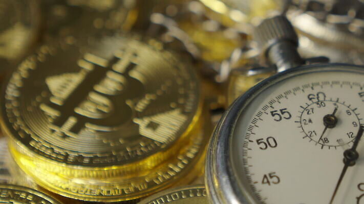 시계 포즈 백그라운드 컨셉 비즈니스 유리 사람없음 흐름 골동품 시간 투명 계산 닫기 떨어짐 손목시계 모래시계 가치 타이머 종료 계좌 마감 분 초시계 카운트 카운트다운 MOV 해외동영상 클립영상 모래 장신구 모션 재질 금융 동영상 파일형식