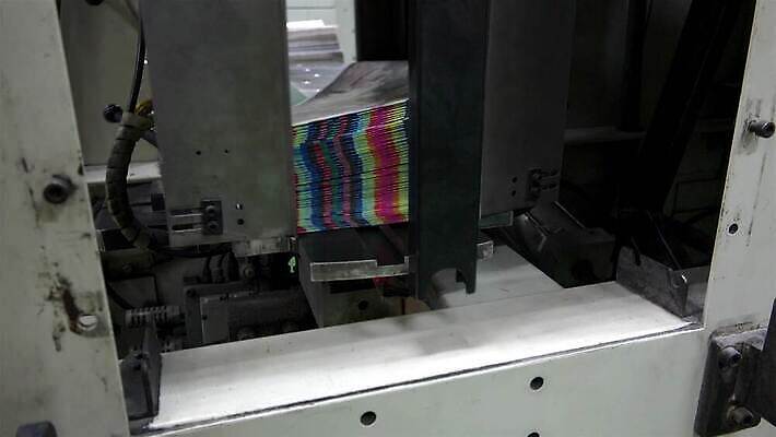 식물 산업 종이 컬러 비즈니스 포장 공장 주택 사람없음 책 상점 기계 장비 업무 작업실 신문 제조 인쇄 상업 롤 언론 시트 공학 방법 수집가 자동 출판 4K HD MP4 해외동영상 클립영상 직업 교육 공업 건물 간행물 작업 뉴스 동영상 파일형식