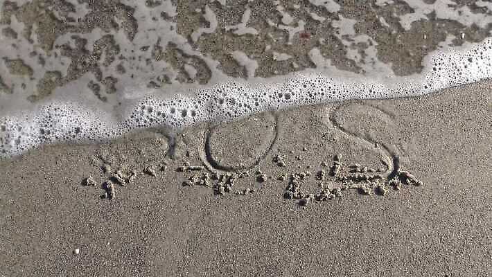 선 모래 파도 바다 백그라운드 컨셉 통신 사람없음 물 단어 희망 긴급 기록 메시지 구출 좌절 울음 위험 스케치 편지 사건 심볼 사인 그림 질감 장면 항공촬영 sos 우화 필기체 헬프 혼자 4K MP4 해외동영상 클립영상 자연요소 문자 감정 뷰포인트 표정 미술 도움 동영상 구조요청 파일형식