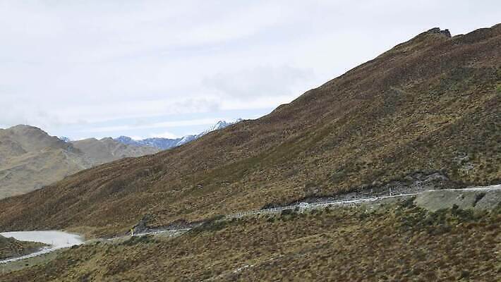 나무 식물 구름 컬러 섬 여행 밭 자연 하늘 휴가 새로움 산 파노라마 풍경 사람없음 야외 초록색 빛 환경 황금 언덕 내추럴 웅장함 인기 절정 지질학 4K MP4 해외동영상 클립영상 자연요소 교육 컨셉 농업 촬영기법 생태계 동영상 파일형식