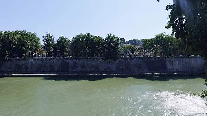 유럽 벽 여행 건축양식 하늘 풍경 사람없음 야외 물 강 도시풍경 성당 맑음 이탈리아 도시 역사 로마 시설 천연기념물 랜드마크 로마인 수도권 옛날 4K MP4 해외동영상 사도궁 클립영상 자연요소 건축 나라 종교건축 날씨 인종 궁전 지역 동영상 바티칸 파일형식