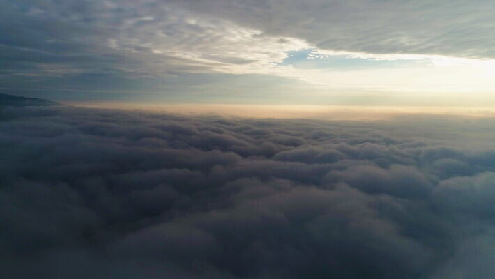 구름 분홍색 백그라운드 창문 모션 자연 하늘 아침 안테나 풍경 사람없음 파란색 컬러풀 햇빛 일출 맑음 어둠 일몰 회색 황금 저녁 롤 항공촬영 대패 드론 자극 4K 타임랩스 MOV 해외동영상 클립영상 주간 자연요소 뷰포인트 컬러 통신 날씨 촬영기법 태양 노을 야간 생태계 동영상 파일형식