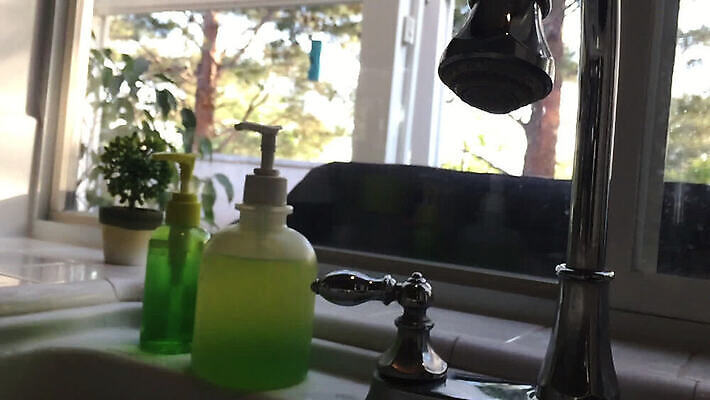 구름 외관 산업 건축양식 하늘 지붕 부동산 새로움 주택 프레임 사람없음 파란색 시간 재산 수리 건축가 땅 목공예 잡동사니 정의 개발 리모델링 진짜 프로젝트 HD 타임랩스 MOV 해외동영상 클립영상 자연요소 직업 건축 컬러 컨셉 촬영기법 건물 금융 공예 동영상 파일형식