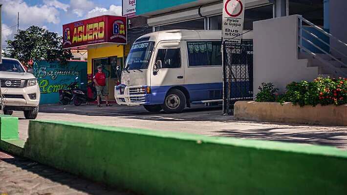 구름 컬러 섬 여행 건축양식 휴가 열대 주택 파노라마 사람없음 물 파란색 강 도시풍경 컬러풀 상점 일몰 산책로 도시 저녁 쿠바 포트 타운 도미니카공화국 랜드마크 식민지 아바나 스타일 4K 타임랩스 MP4 해외동영상 클립영상 자연요소 건축 길 촬영기법 풍경 건물 노을 남아메리카 중앙아메리카 야간 동영상 파일형식