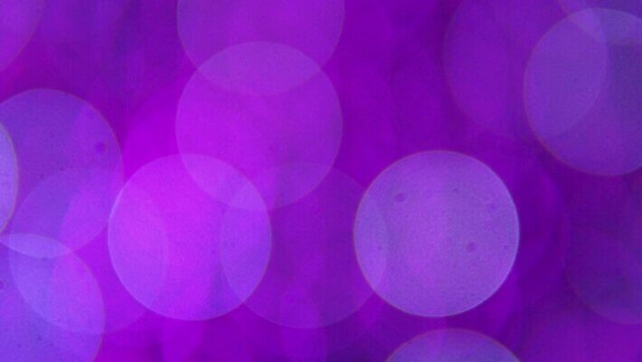 디자인 컬러 백그라운드 패턴 추상 휴가 조명 새로움 미술 사람없음 장식 빨간색 파란색 빛 컬러풀 축제 성경 어둠 거품 장식볼 축하 점 원형 황금 야간 소프트포커스 연도 디스코 보케 광 블러 엘리먼트 화상 효과 4K 깜빡이다 MP4 해외동영상 클립영상 자연요소 도형 음악 컨셉 무늬 종교용품 문화예술 촬영기법 춤 상처 동영상 파일형식