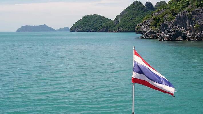 전통 공원 아시아 파도 바다 섬 여행 태국 자연 휴가 열대 산 풍경 사람없음 초록색 물 여름 파란색 여행객 맑음 놀람 줄무늬 만 열대우림 실크 언덕 암초 석호 애국심 가죽끈 이국적 전국 터키석 파라다이스 카피스페이스 4K MP4 해외동영상 클립영상 자연요소 계절 공공시설 감정 나라 컬러 무늬 날씨 표정 사람 공백 직물 끈 숲 가죽 보석 생태계 동영상 파일형식