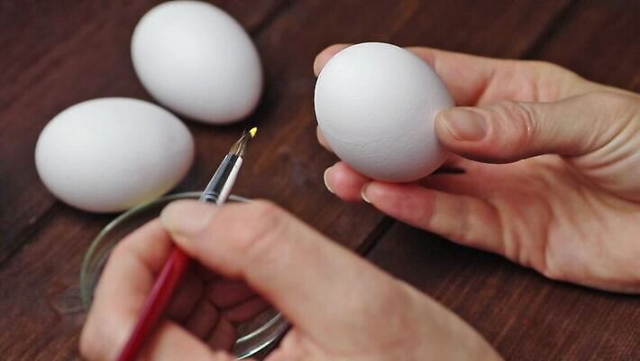 모양 손 디자인 여자 컬러 백그라운드 패턴 추상 휴가 부활절 창조 미술 사람없음 목재 계란 페인트 붓 발표 그리기 책상 그림 질감 페인트붓 그런지 아크릴 MOV 해외동영상 클립영상 나무 기념일 가구 무늬 재료 모션 재질 문화예술 사람 신체부위 알 동영상 파일형식