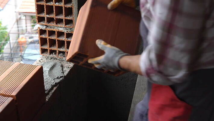 손 산업 벽돌 노동자 주택 사람없음 블록 장비 엔지니어 칼 수리 땅 시멘트 층 공예가 복원 석공 재주꾼 4K MOV 해외동영상 클립영상 직업 건물 신체부위 기술자 동영상 파일형식