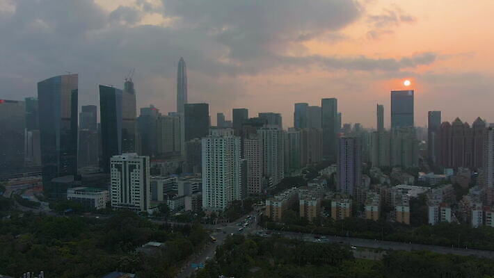 구름 실루엣 아시아 건축양식 아침 안테나 파노라마 사람없음 건물 도시풍경 태양 일출 맑음 고층빌딩 중국 일몰 도시 도심 저녁 스카이라인 항공촬영 랜드마크 조감도 4K 설정숏 MOV 해외동영상 클립영상 주간 자연요소 건축물 건축 나라 뷰포인트 통신 날씨 촬영기법 풍경 빌딩 노을 야간 동영상 파일형식