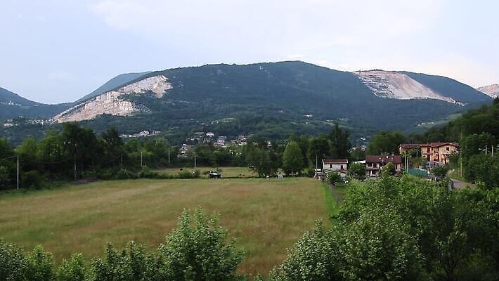 계절 여행 백그라운드 자연 하늘 아침 휴가 산 사람없음 야외 초록색 마을 일출 환경 계곡 맑음 침묵 고요 이탈리아 하이킹 탐험 안개 시골 고독 대리석 내추럴 채석 MP4 해외동영상 클립영상 주간 감정 유럽 컬러 재료 레저 날씨 노을 소리 생태계 동영상 파일형식