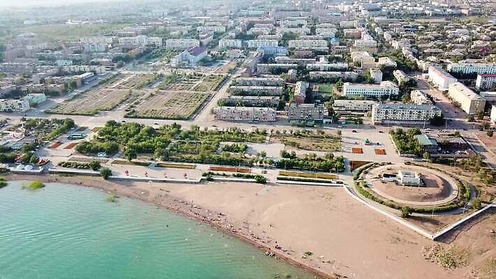 나무 구름 실루엣 호수 여행 백그라운드 겨울 건축양식 자동차 자연 하늘 거리 주택 풍경 사람없음 건물 태양 마을 일출 힘 일몰 새벽 추위 자유 흰색 도시 작음 파이프 드론 소비에트 옛날 카자흐스탄 MP4 해외동영상 클립영상 자연요소 식물 건축물 계절 건축 아시아 육상교통 컬러 컨셉 촬영기법 노을 크기 생태계 동영상 파일형식