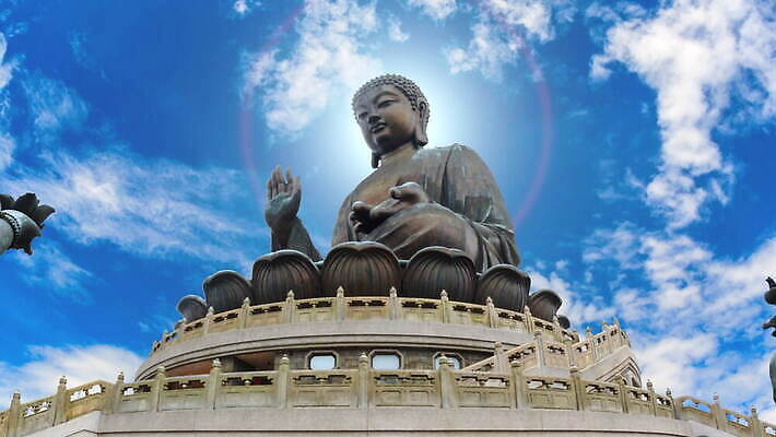 손 종교 선 조각 여행 불교 건축양식 모션 하늘 사람없음 건물 조각상 평화 마을 중국 기도 사찰 큼 언덕 청동 수도원 홍콩 천연기념물 랜드마크 숭배 인기 4K 타임랩스 MOV 해외동영상 클립영상 건축물 건축 아시아 컨셉 종교건축 촬영기법 신체부위 조형물 크기 동영상 파일형식