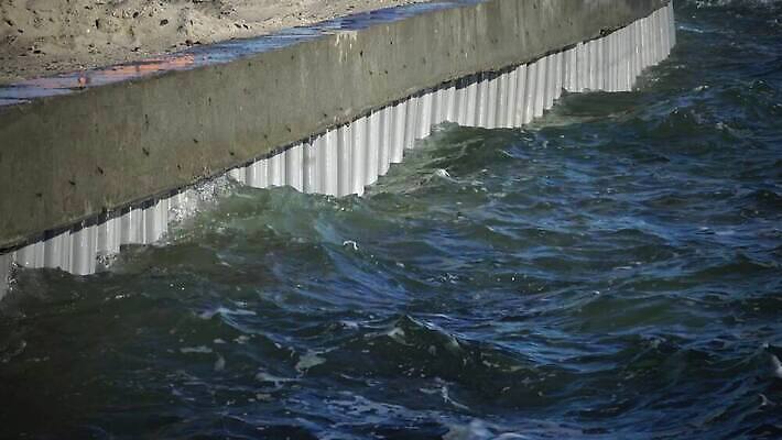 외관 산업 컬러 모션 자연 사람없음 야외 초록색 물 강 달리기 환경 힘 재활용 폭포 흐름 에너지 과학기술 저수지 개울 붓기 역 댐 홍수 대문 분무기 엔진 세대 유지 리가 생태학 수력발전 4K MP4 해외동영상 클립영상 자연요소 공공시설 교육 컨셉 교통시설 기술 문 발전 자연재해 친환경 생태계 동영상 수력에너지 파일형식