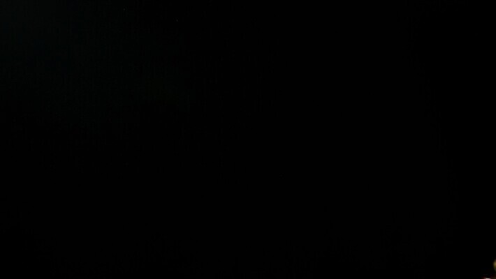 백인 모델 여자 행복 얼굴 크리스마스 겨울 휴가 갈색머리 선물 한명 미소 사람 성인 빨간색 상자 산타클로스 기쁨 축하 표현 12월 주기 클라우스 4K MP4 해외동영상 클립영상 서양인 1 헤어스타일 계절 기념일 감정 컬러 컨셉 모션 표정 신체부위 날짜 동영상 파일형식