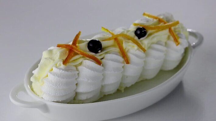 라이프스타일 접시 손 열매 백그라운드 다이어트 과일 부분 손가락 휴가 디저트 건강 요리 사람없음 장식 여름 노란색 케이크 식당 축제 봄 빵집 에너지 흰색 축하 신선 고급 달콤 맛 아침식사 설탕 크림 메뉴 블루베리 칼로리 내추럴 고립 머랭 페스츄리 핸드메이드 맛있는 MP4 해외동영상 클립영상 식물 식기 계절 음식 빵 컬러 컨셉 생활 신체부위 상점 식사 동영상 파일형식