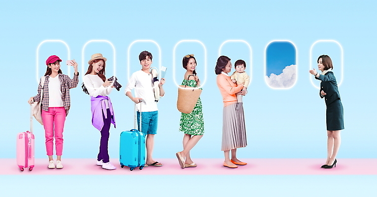 전신 PSD 편집이미지 모자 여자 남자 어린이 여행 하늘색 안기 하늘 비행기 안내 프레임 서기 들기 여러명 20대 성인 30대 스마트폰 선글라스 카메라 캐리어 한국인 가리킴 아기 기다림 셀프카메라 승무원 항공권 여권 줄서기 들어올리기 이미지편집 직업 잡화 안경 다수 항공교통 모션 대중교통 사람 동양인 손짓 청년 장년 파란색 전자제품 핸드폰 스마트기기 여행가방 사진촬영 티켓 파일형식