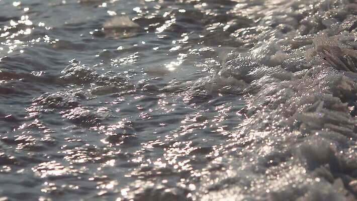 호수 백그라운드 자연 사람없음 야외 물 태양 흰색 약초 크리스탈 휴양지 진흙 결정체 지구온난화 내추럴 우크라이나 짠맛 오데사 4K MP4 해외동영상 클립영상 자연요소 유럽 컬러 장소 풀_식물 맛 광석 생태계 동영상 기후변화 파일형식