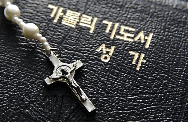 포토 JPG 기독교 종교 백그라운드 종교용품 사람없음 천주교 찬송가 천주교용품 묵주 로자리오 국내포토 노래 파일형식