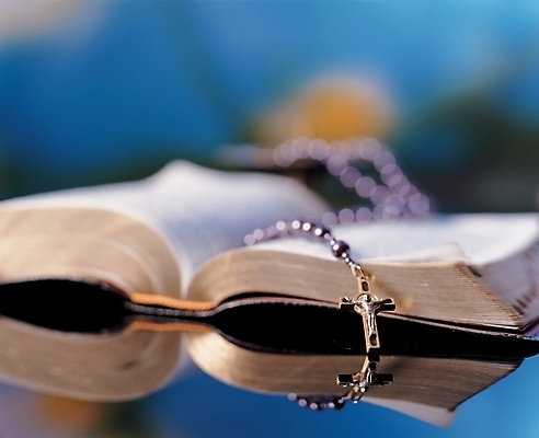 포토 JPG 기독교 종교 백그라운드 십자가 종교용품 기독교용품 사람없음 성경 천주교 묵주 로자리오 국내포토 파일형식